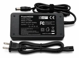 USB C TRIPLE DISPLAY DOCKING STATION WITH LAPTOP CHARGING, THUNDERBOLT 3 OR USB