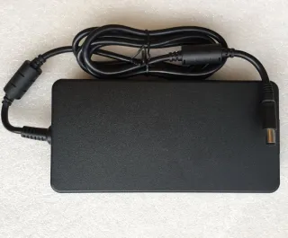 DELL AC ADAPTER 240-WATT WITH   6 FT POWER CORD 240 W